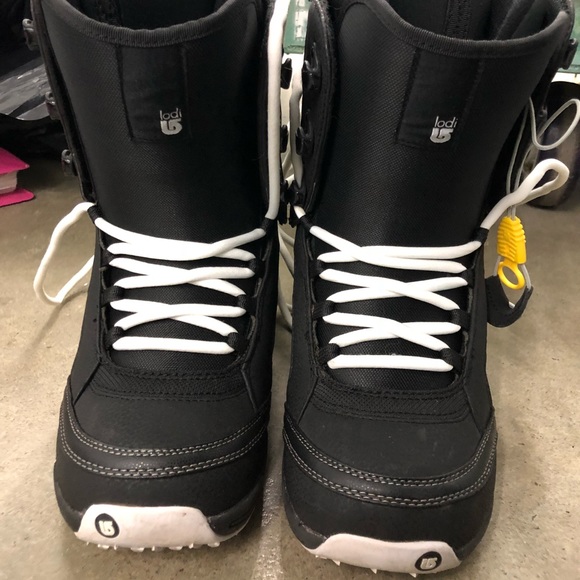 burton lodi snowboard boots